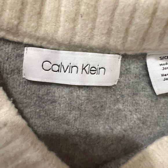 Calvin Klein women s classic asymmetrical check sweater gray black beige size S - Picture 7 of 10